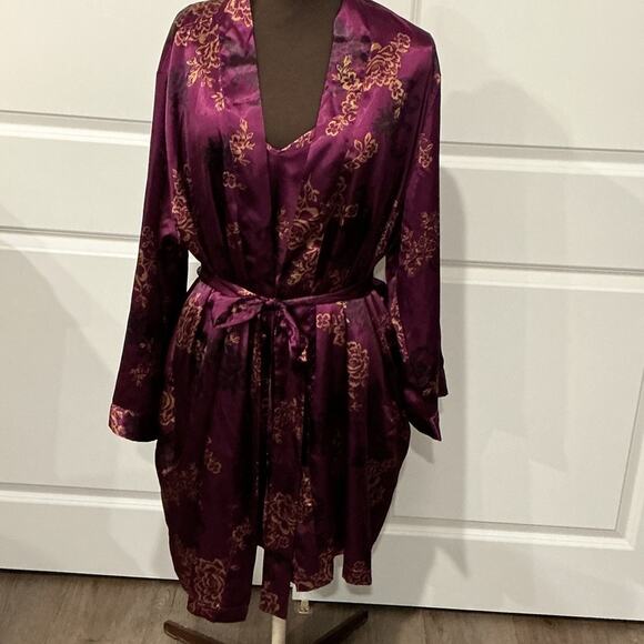 Morgan Taylor Deep Purple Good Floral Robe Nightgown Matching Set Size 1X/XXL - Picture 1 of 12